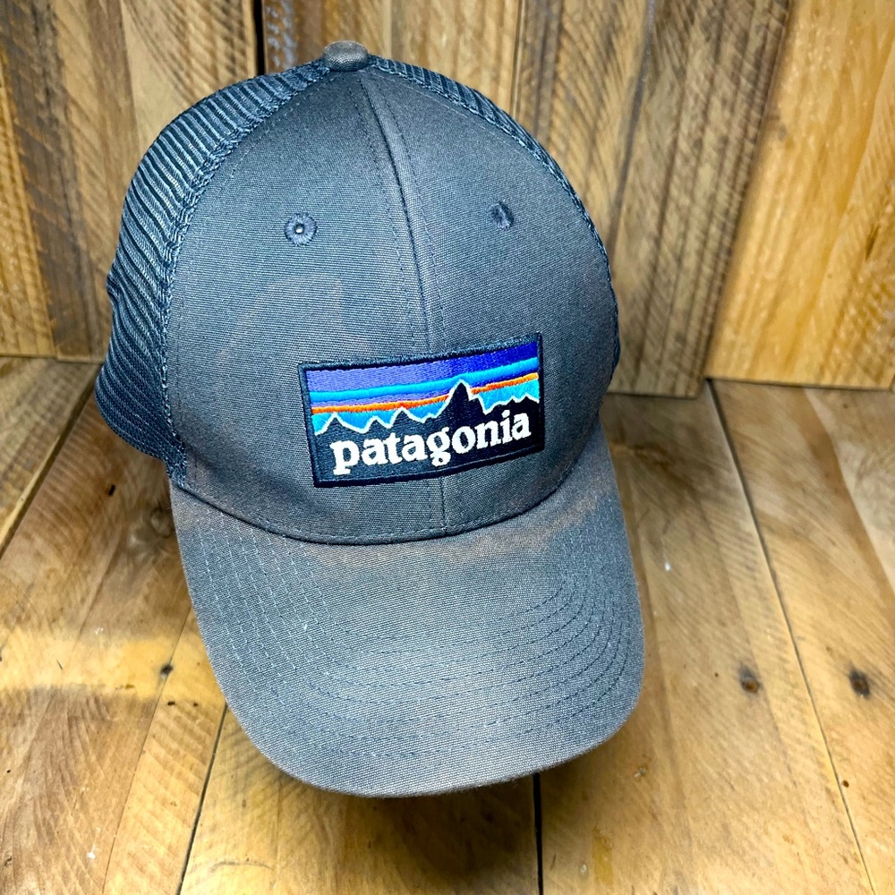 Patagonia Black Adjustable SnapBack Hat Cap Mens